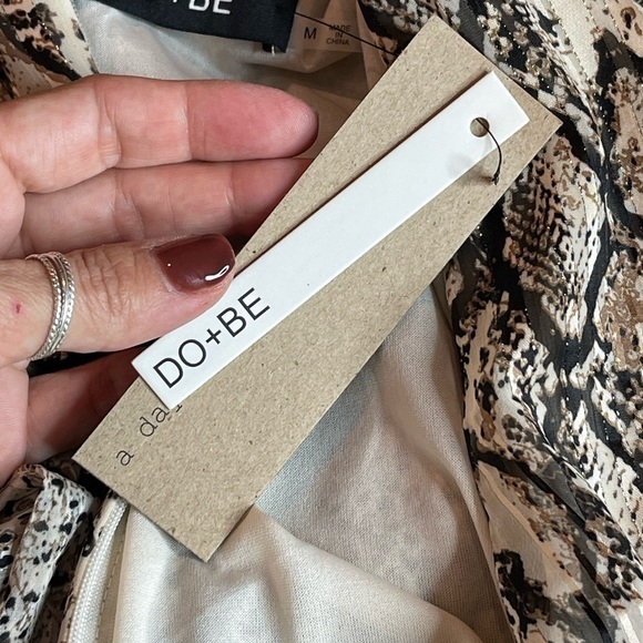 Do+Be Long Sleeve Surplice V Neck Snakeskin Print Ruffle Skirt Mini Dress NWT - Picture 13 of 16